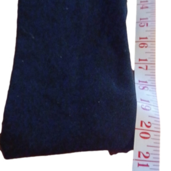 aerie  black cropped leggings. Perfect for  workouts/ walks. Size medium. - Picture 7 of 7